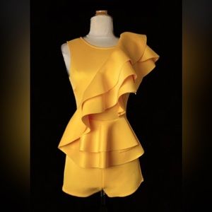 NEW-One side ruffle romper
